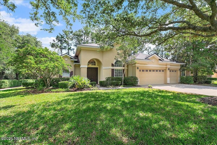 Welcome to gated golf course living in the sought-after King & - Beach Home for sale in St Augustine, Florida on Beachhouse.com