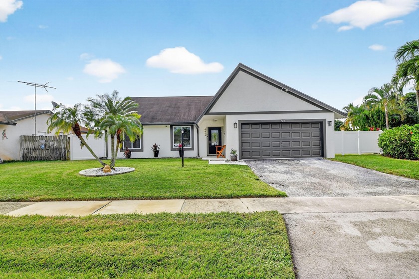 Don't miss this amazing 3 Bedroom, 2 Bath, 2 Car Garage, Pool - Beach Home for sale in West Palm Beach, Florida on Beachhouse.com