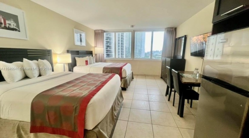 BEAUTIFUL AND COZY UNIT ON THE BEACH. GREAT AMENITIES! EXCELLENT - Beach Commercial for sale in Sunny Isles Beach, Florida on Beachhouse.com