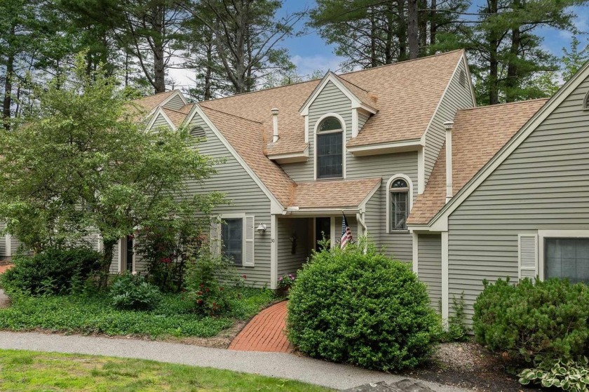 This move-in-ready 2-bed, 2-bath condo offers the perfect blend - Beach Condo for sale in Portsmouth, New Hampshire on Beachhouse.com