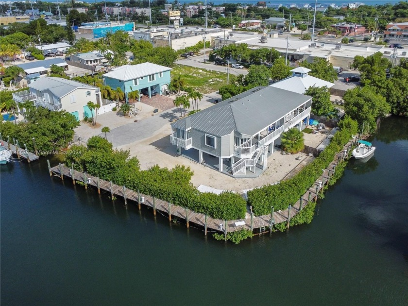 PRICED WELL BELOW APPRAISER'S PRICE OPINION! Luxury Living OR - Beach Commercial for sale in Marathon, Florida on Beachhouse.com