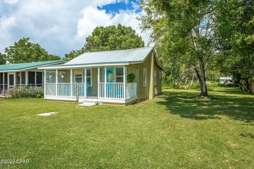 Short Term Rentals ARE allowed**Step back in time and embrace - Beach Home for sale in Apalachicola, Florida on Beachhouse.com