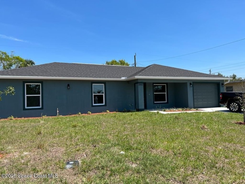 Welcome to 1042 Hickory Lane. a stunning 3-bedroom, 2-bathroom - Beach Home for sale in Cocoa, Florida on Beachhouse.com