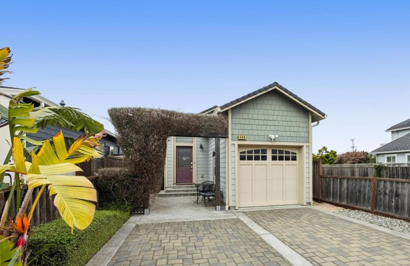 Welcome to this charming, turn-key Half Moon Bay home ideally - Beach Home for sale in Half Moon Bay, California on Beachhouse.com