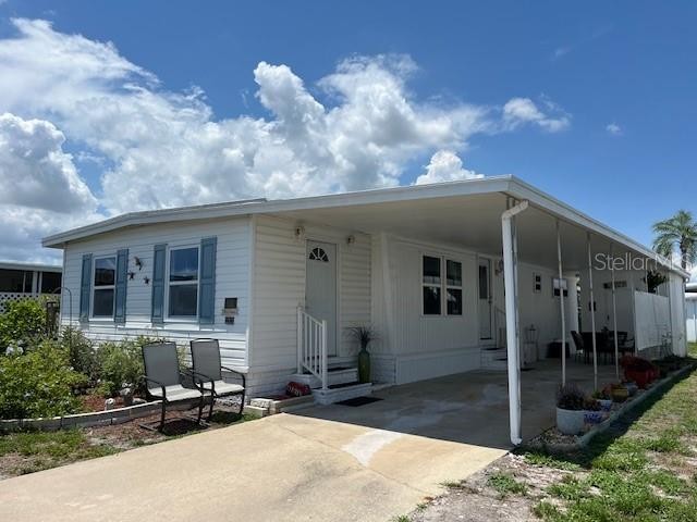 Life is sweet at Americana Cove! This 24-hour gated, 55+ - Beach Home for sale in St. Petersburg, Florida on Beachhouse.com