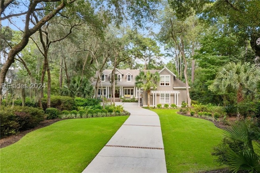 Welcome to a stunning embodiment of Southern Lowcountry charm - Beach Home for sale in Bluffton, South Carolina on Beachhouse.com