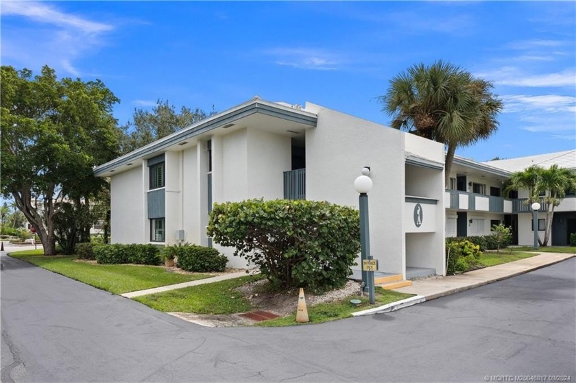 2Bed 2Bath corner condo offered fully furnished. Newer 2018 - Beach Condo for sale in Stuart, Florida on Beachhouse.com