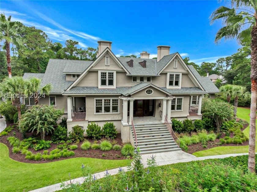 This fully renovated 8,650 sqft estate on over 2 acres, just - Beach Home for sale in Hilton Head Island, South Carolina on Beachhouse.com