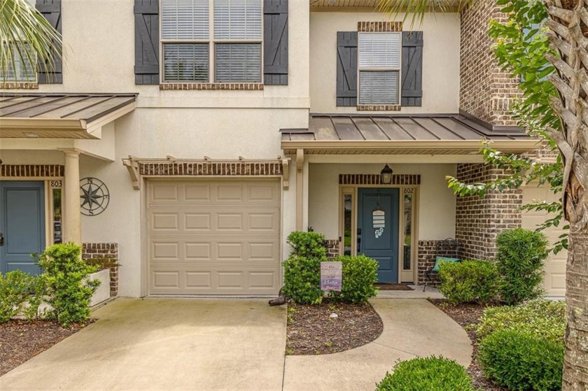 Back on the market! One of the best locations in this community - Beach Townhome/Townhouse for sale in Saint Simons, Georgia on Beachhouse.com