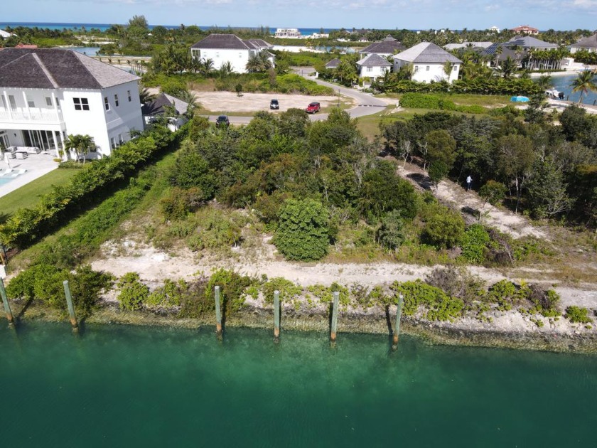 Old Fort Bay is an exclusive waterfront community located along - Beach Lot for sale in Paradise Island, Bahamas on Beachhouse.com