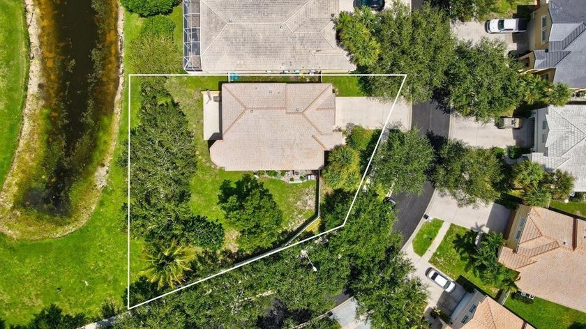 Welcome to this beautifully maintained corner property in the - Beach Home for sale in Lake Worth, Florida on Beachhouse.com