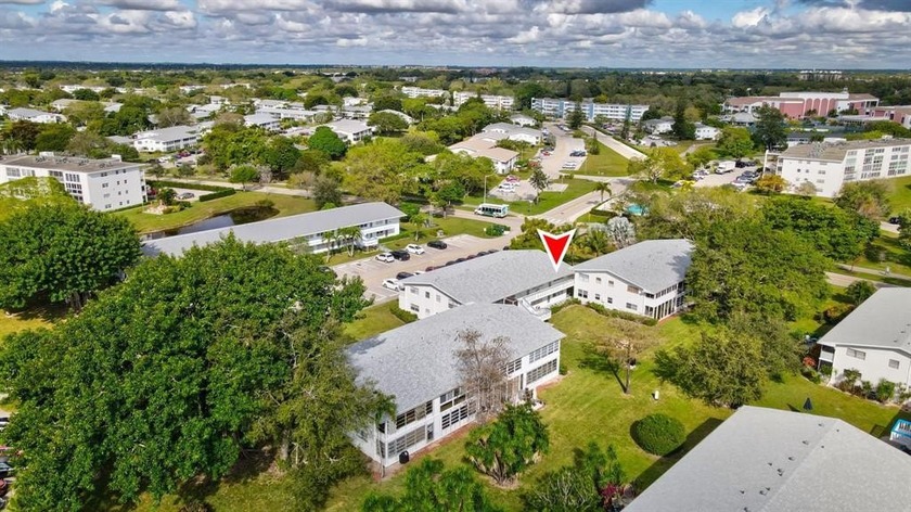 Prime Location in Century Village East, Just A Short Walk to - Beach Condo for sale in Deerfield Beach, Florida on Beachhouse.com