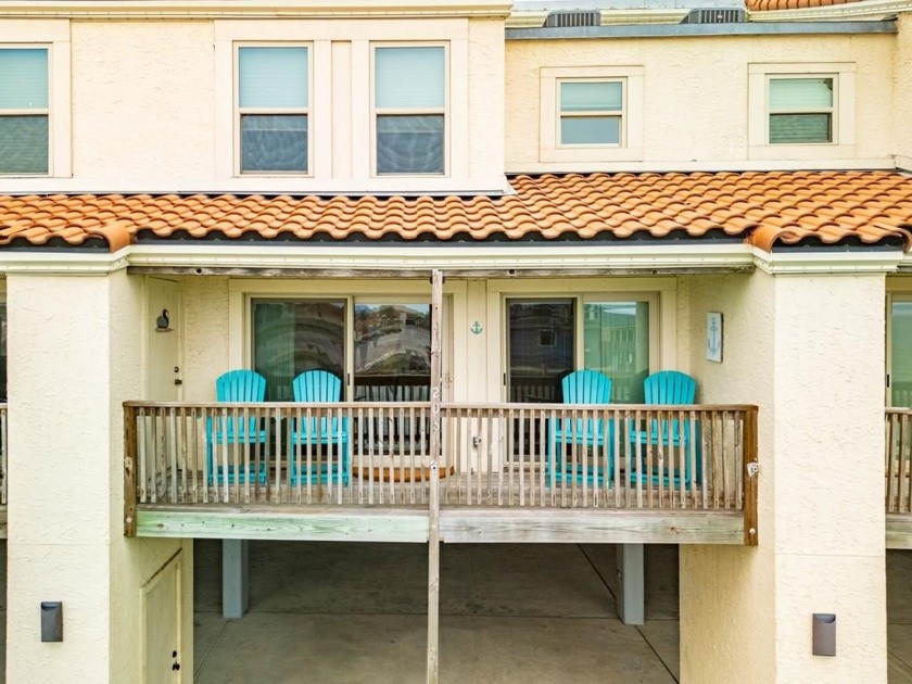 Make this Highly Customized, Spacious, Well-Outfitted Condo Your - Beach Condo for sale in Rockport, Texas on Beachhouse.com