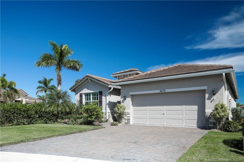 Hurricanes?  Who cares...Impact glass, cement tile roof and - Beach Home for sale in Jensen Beach, Florida on Beachhouse.com