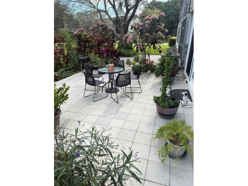 Come live and enjoy this resort-style community with many - Beach Condo for sale in Deerfield Beach, Florida on Beachhouse.com