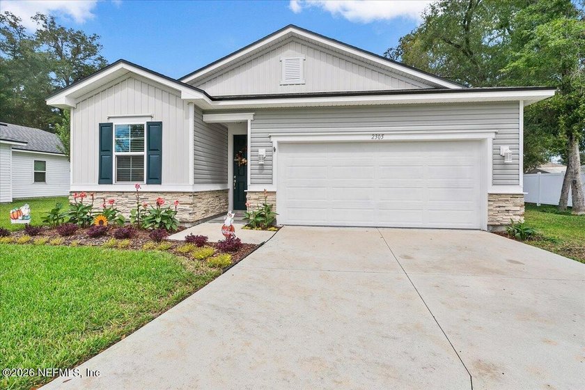 Welcome to this beautifully maintained 4-bedroom, 2-bath home - Beach Home for sale in Jacksonville, Florida on Beachhouse.com
