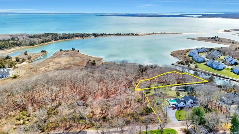 Boaters paradise. Beautiful 1.5 Acre Creekfront Parcel on - Beach Lot for sale in Southold, New York on Beachhouse.com