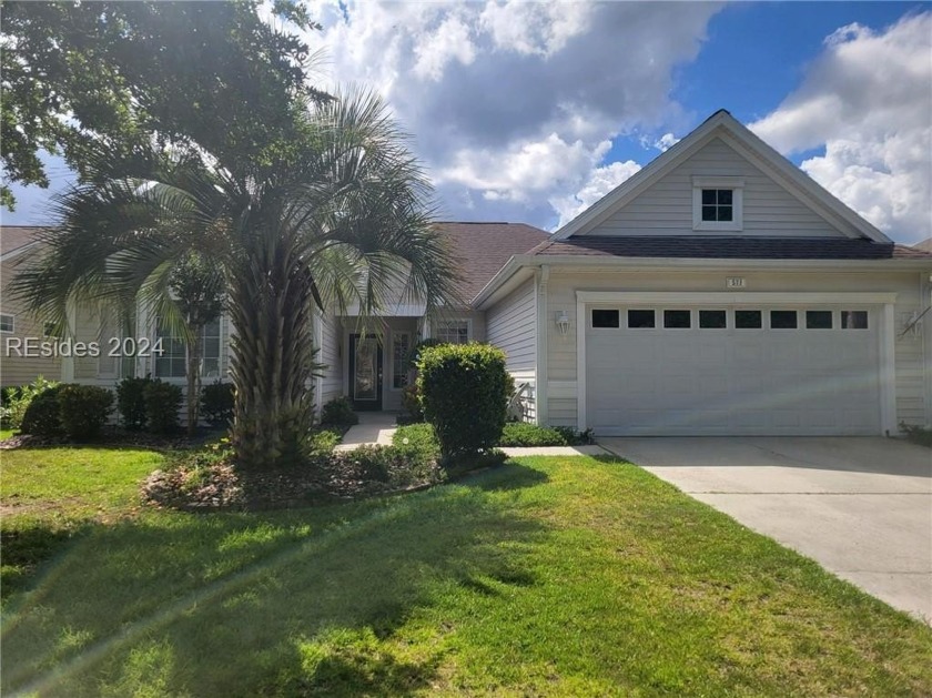 Desirable open floor plan Hamilton/Jefferson Model. Motivated - Beach Home for sale in Bluffton, South Carolina on Beachhouse.com