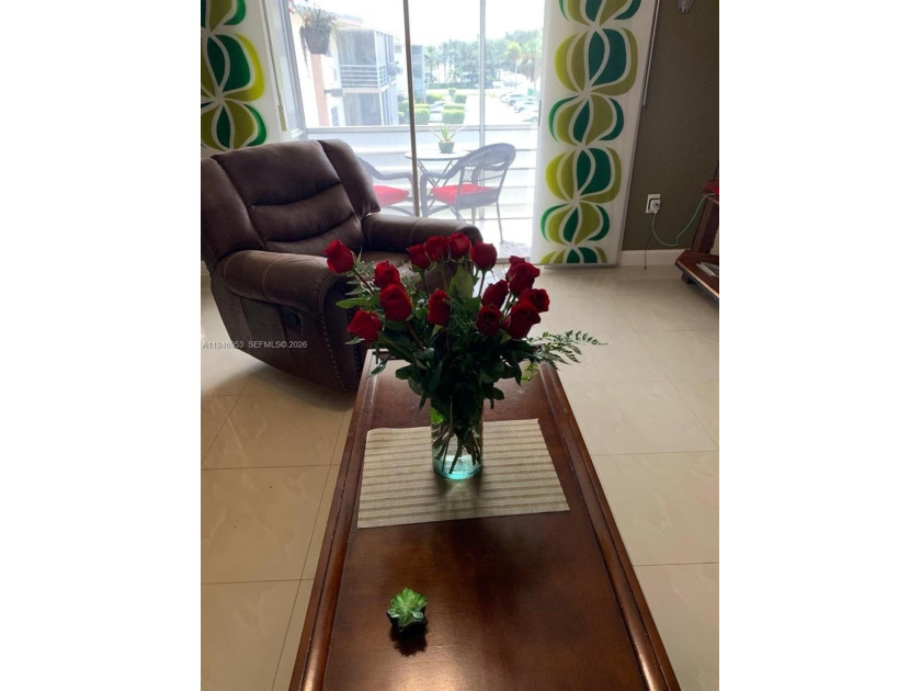 Updated fully furnished corner unit with 2 bedrooms, 1 bath and - Beach Other for sale in Miami, Florida on Beachhouse.com