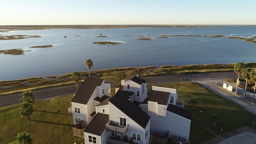 This charming 1-bedroom, 1-bathroom downstairs condo in Rockport - Beach Condo for sale in Rockport, Texas on Beachhouse.com