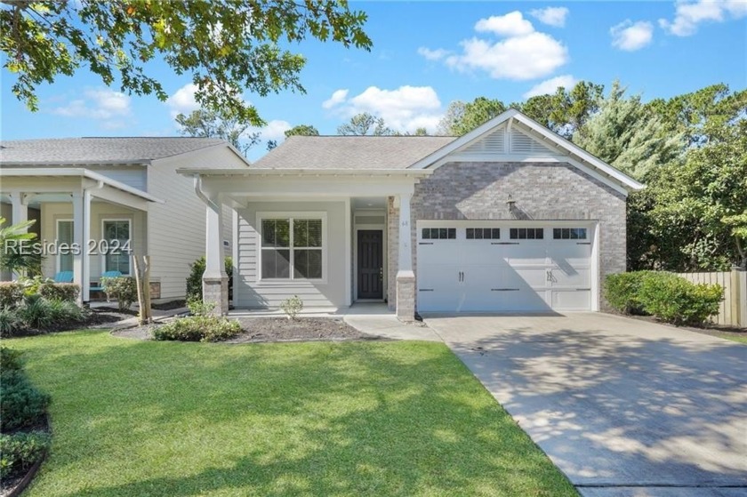 3 bed/3 bath home with screened porch, spacious loft and office - Beach Home for sale in Bluffton, South Carolina on Beachhouse.com