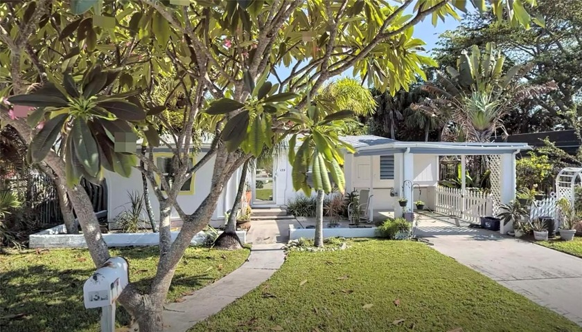 Your Madeira Beach coastal dream is ready for its next chapter! - Beach Home for sale in Madeira Beach, Florida on Beachhouse.com