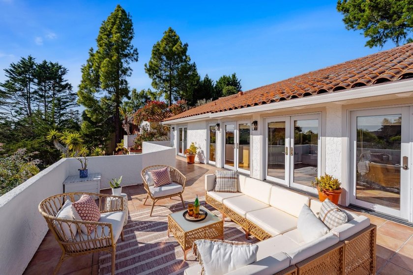 Mediterranean soul, ocean air, and a courtyard that makes you - Beach Home for sale in Aptos, California on Beachhouse.com
