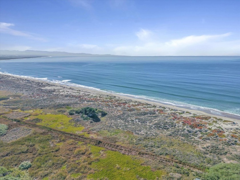 One of a kind!! 5 bed, 4 bath country home by the beach on 3 - Beach Home for sale in Moss Landing, California on Beachhouse.com
