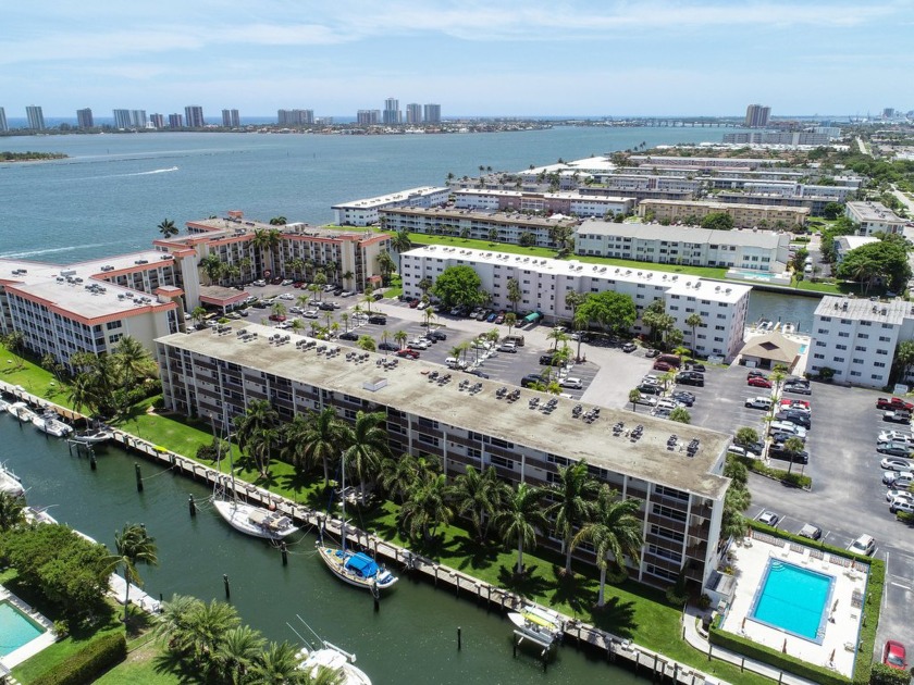 Welcome to a remarkable opportunity to personalize this - Beach Condo for sale in North Palm Beach, Florida on Beachhouse.com