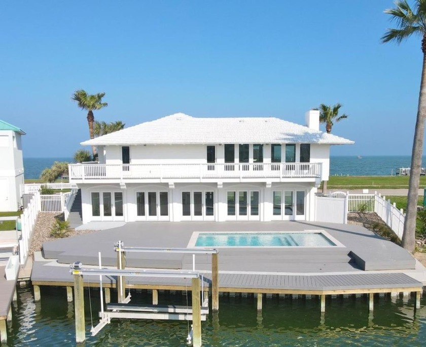 Coastal Luxury living with water views from every window. Step - Beach Home for sale in Rockport, Texas on Beachhouse.com