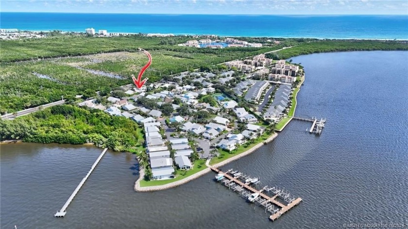 Beautiful home at Indian River Point on Hutchinson Island. Lot - Beach Home for sale in Jensen Beach, Florida on Beachhouse.com