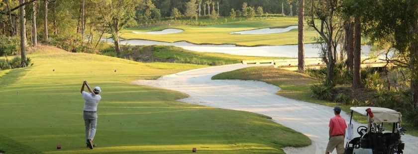 This condominium features a den, followed by an open layout - Beach Home for sale in Lakewood Ranch, Florida on Beachhouse.com