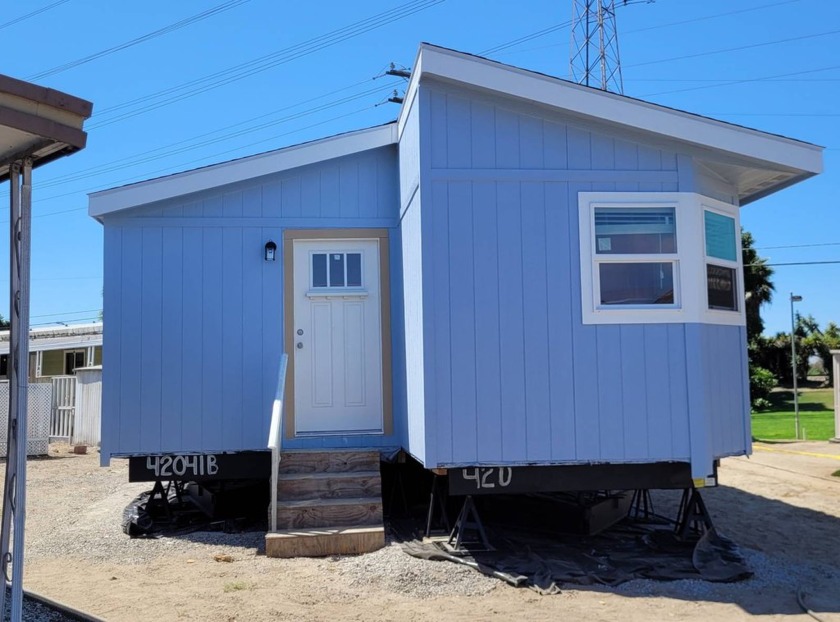 Brand New Home Backed Up To The Community Golf Course  Excellent - Beach Home for sale in Whittier, California on Beachhouse.com