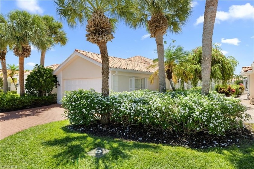Bright  Updated 2 Bed / 2 Bath Home Near 75 - Prime Central - Beach Home for sale in Naples, Florida on Beachhouse.com