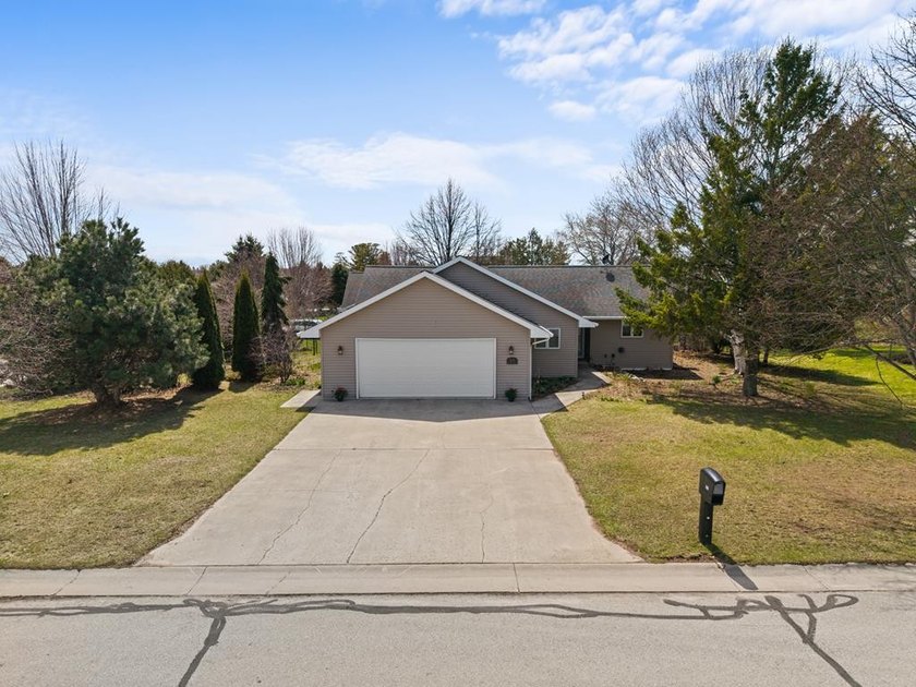 Step into comfort and convenience with this ranch home, set - Beach Home for sale in Sturgeon Bay, Wisconsin on Beachhouse.com