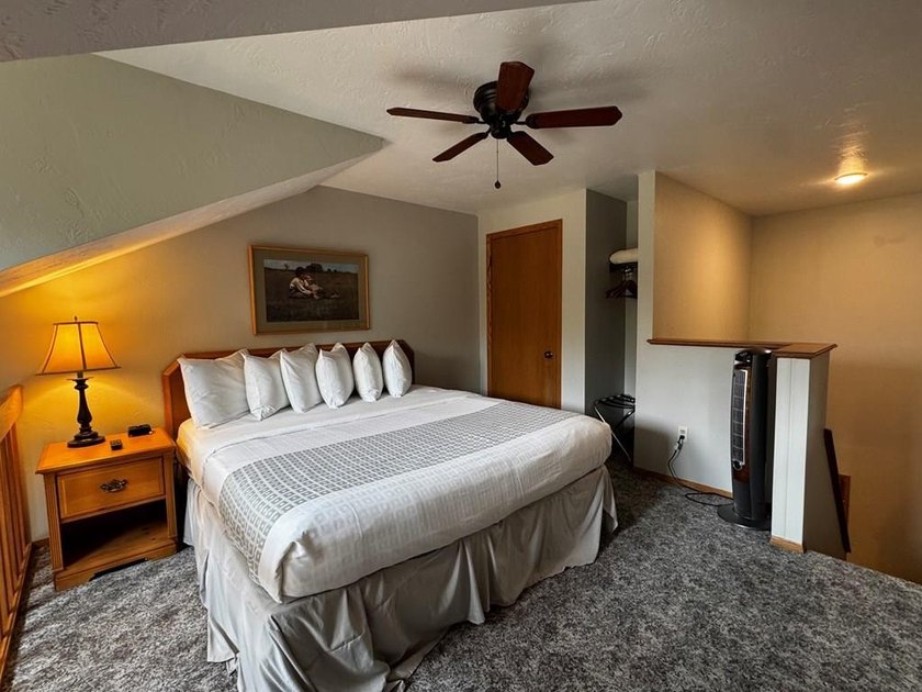 Bright and inviting, this 2 bedroom condo at Waterbury Inn - Beach Condo for sale in Ephraim, Wisconsin on Beachhouse.com