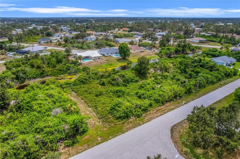 Amazing opportunity - Canal lots available. This gorgeous lot is - Beach Lot for sale in Englewood, Florida on Beachhouse.com