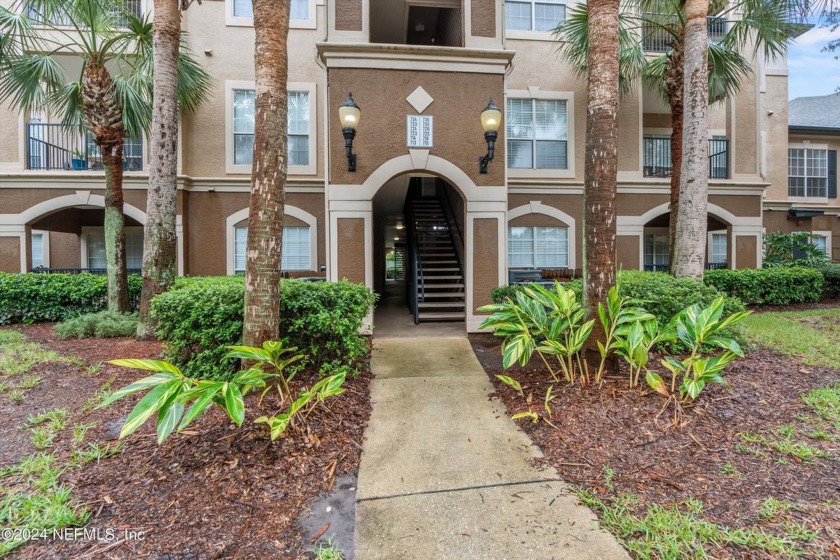 Very Motivated Seller!! Freshly painted condo, Walls, closets - Beach Condo for sale in Jacksonville, Florida on Beachhouse.com