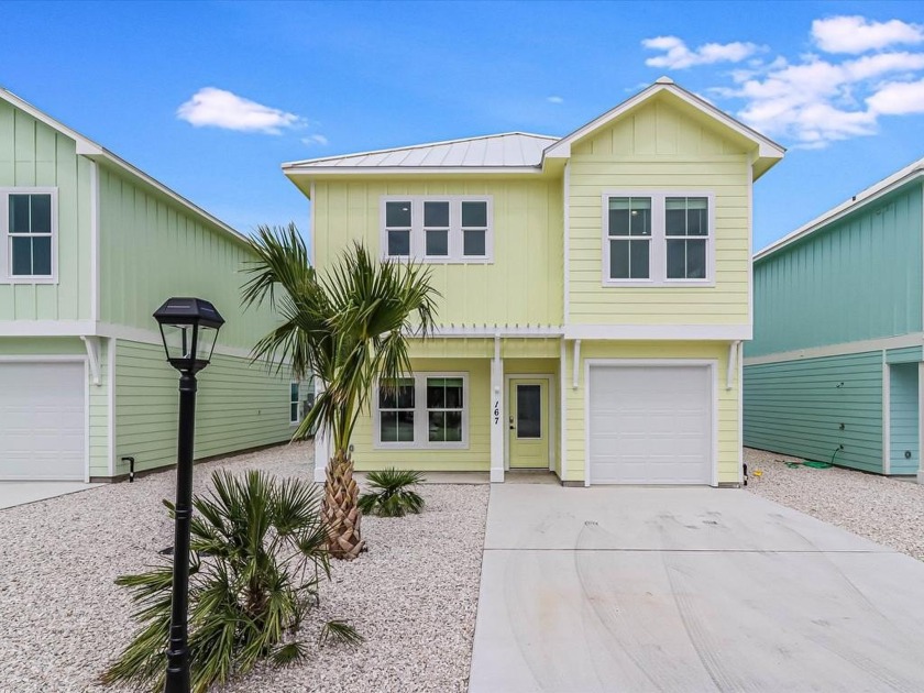 This waterfront home is the perfect Vacation House or Short Term - Beach Home for sale in Fulton, Texas on Beachhouse.com