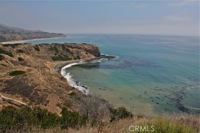 Excellent Ocean & Catalina views! Upper end unit location - Beach Condo for sale in Rancho Palos Verdes, California on Beachhouse.com