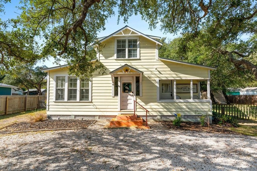 Charming 1930's home just blocks from Rockport Beach and - Beach Home for sale in Rockport, Texas on Beachhouse.com