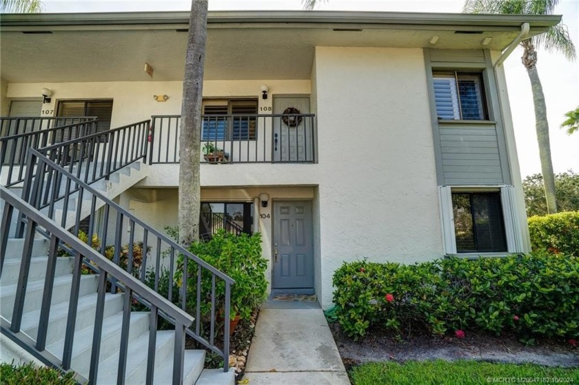 This gated, waterfront, all-ages community is home to a - Beach Condo for sale in Stuart, Florida on Beachhouse.com