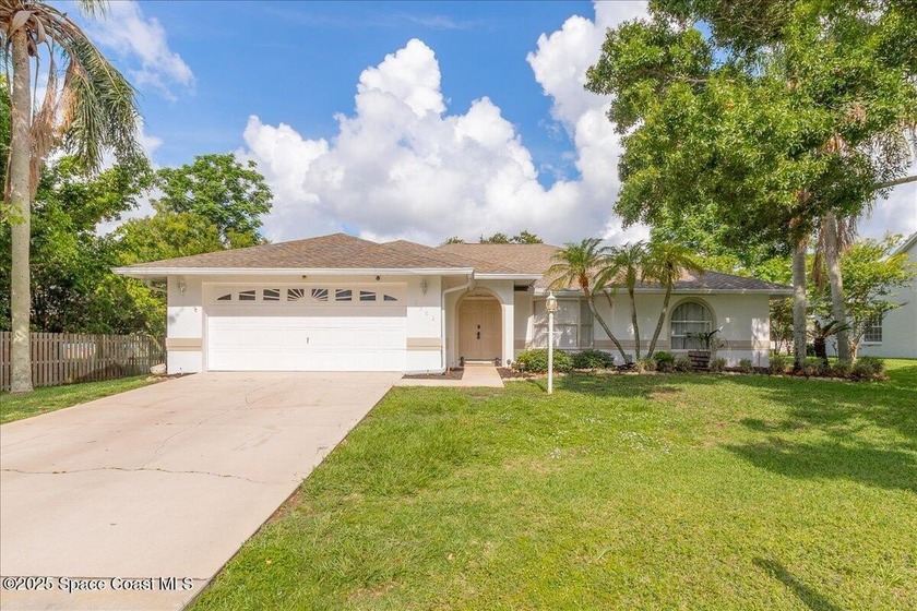 HUGE PRICE REDUCTION!! Prestigious, family-friendly neighborhood - Beach Home for sale in Melbourne, Florida on Beachhouse.com