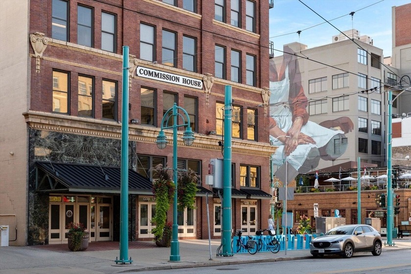 Statement residence in Milwaukee's Historic 3rd Ward! The foyer - Beach Condo for sale in Milwaukee, Wisconsin on Beachhouse.com