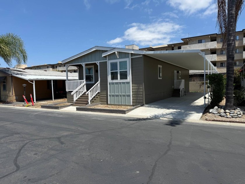 New Manufactured Home for Sale in Senior Park Beautiful 3 - Beach Home for sale in Harbor City, California on Beachhouse.com