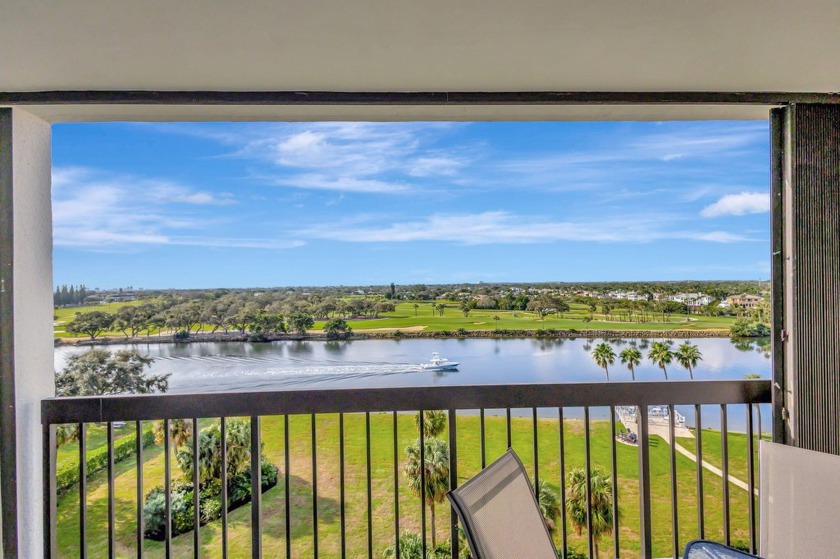 Scenic water, golf, and city views that never get old. Walkable - Beach Condo for sale in North Palm Beach, Florida on Beachhouse.com