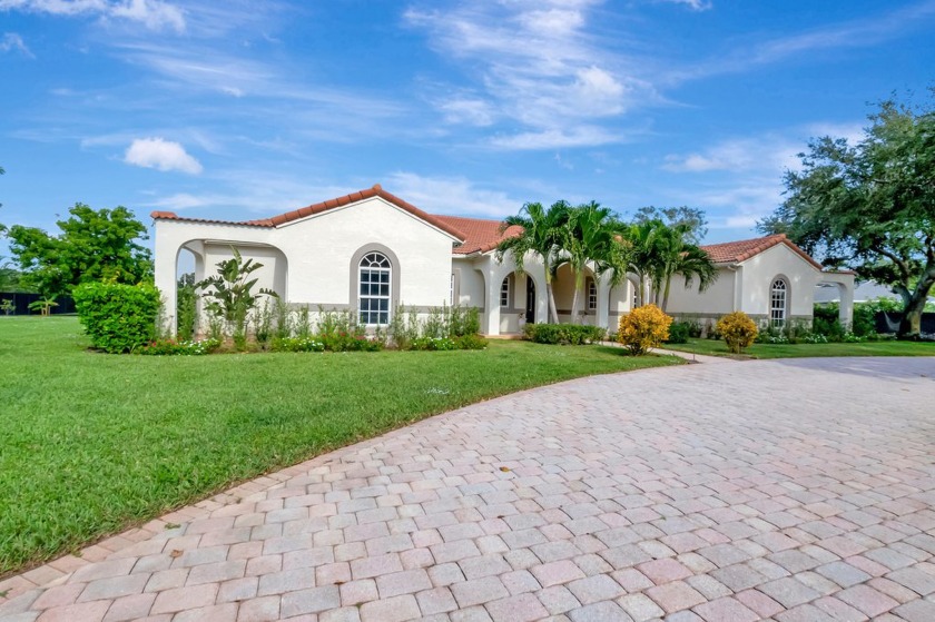 RARELY AVAILABLE - EXCLUSIVE AVIATION LISTING IN SOUTH FLORIDA'S - Beach Home for sale in Delray Beach, Florida on Beachhouse.com