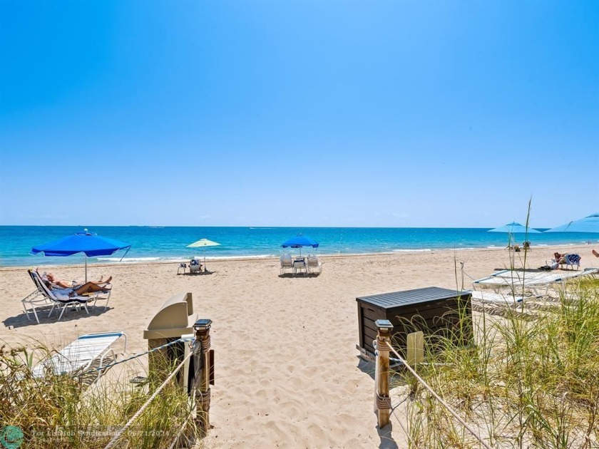 LARGE FLOORPLAN OPEN AND BRIGHT...THIS HIGHER FLOOR EDGEWATER - Beach Condo for sale in Fort Lauderdale, Florida on Beachhouse.com