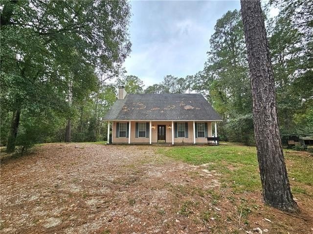 Welcome To Your Retreat In Colt/Slidell with Over 1.5 Acres Of - Beach Home for sale in Slidell, Louisiana on Beachhouse.com