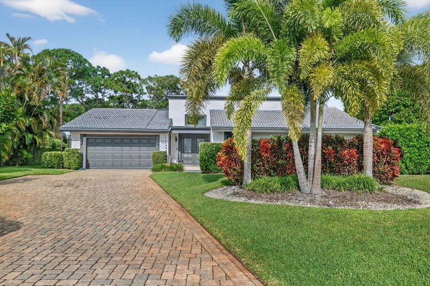 Enjoy the enchantment of the great outdoors.   This beautiful - Beach Home for sale in Delray Beach, Florida on Beachhouse.com